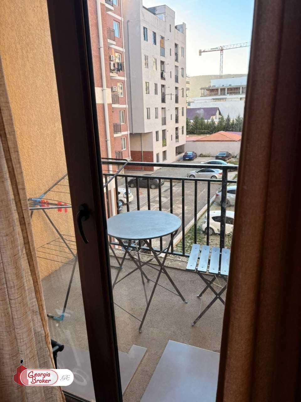 nearly repaired 2-room apartment for sale