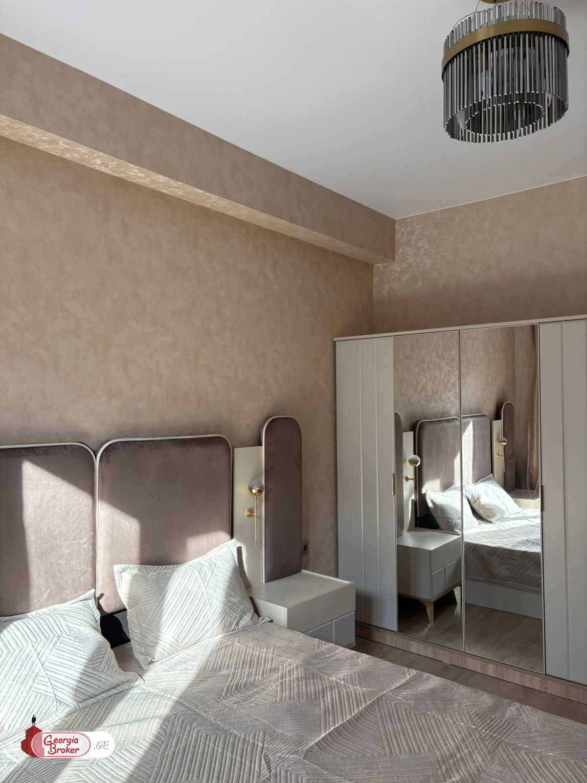 продается квартира с новым ремонтом 2-комнаты