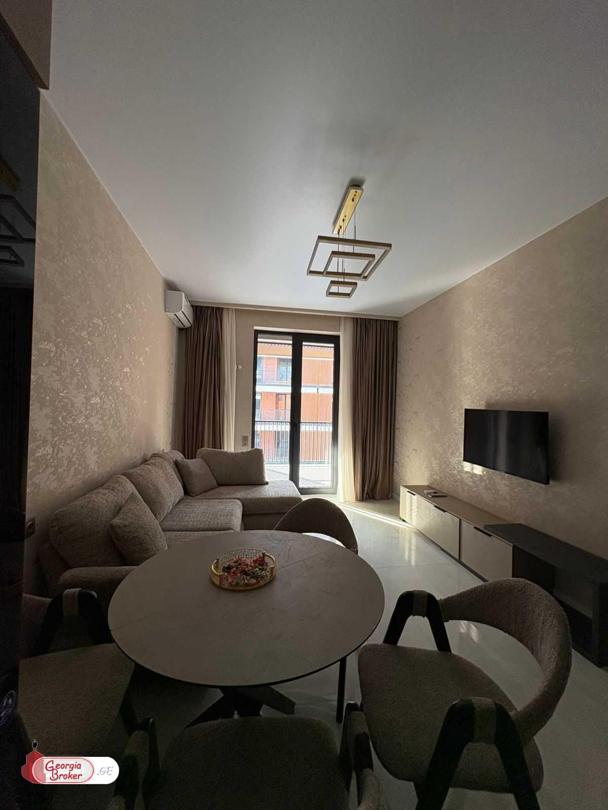 продается квартира с новым ремонтом 2-комнаты