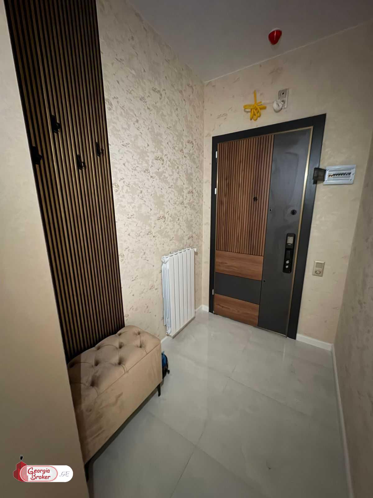 продается квартира с новым ремонтом 2-комнаты