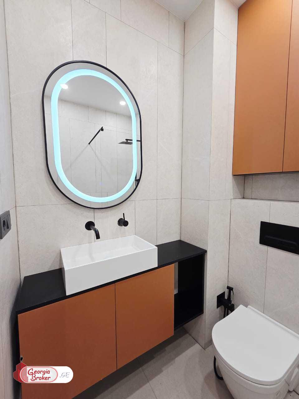 продается квартира с новым ремонтом 2-комнаты