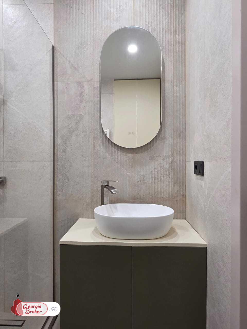 продается квартира с новым ремонтом 2-комнаты