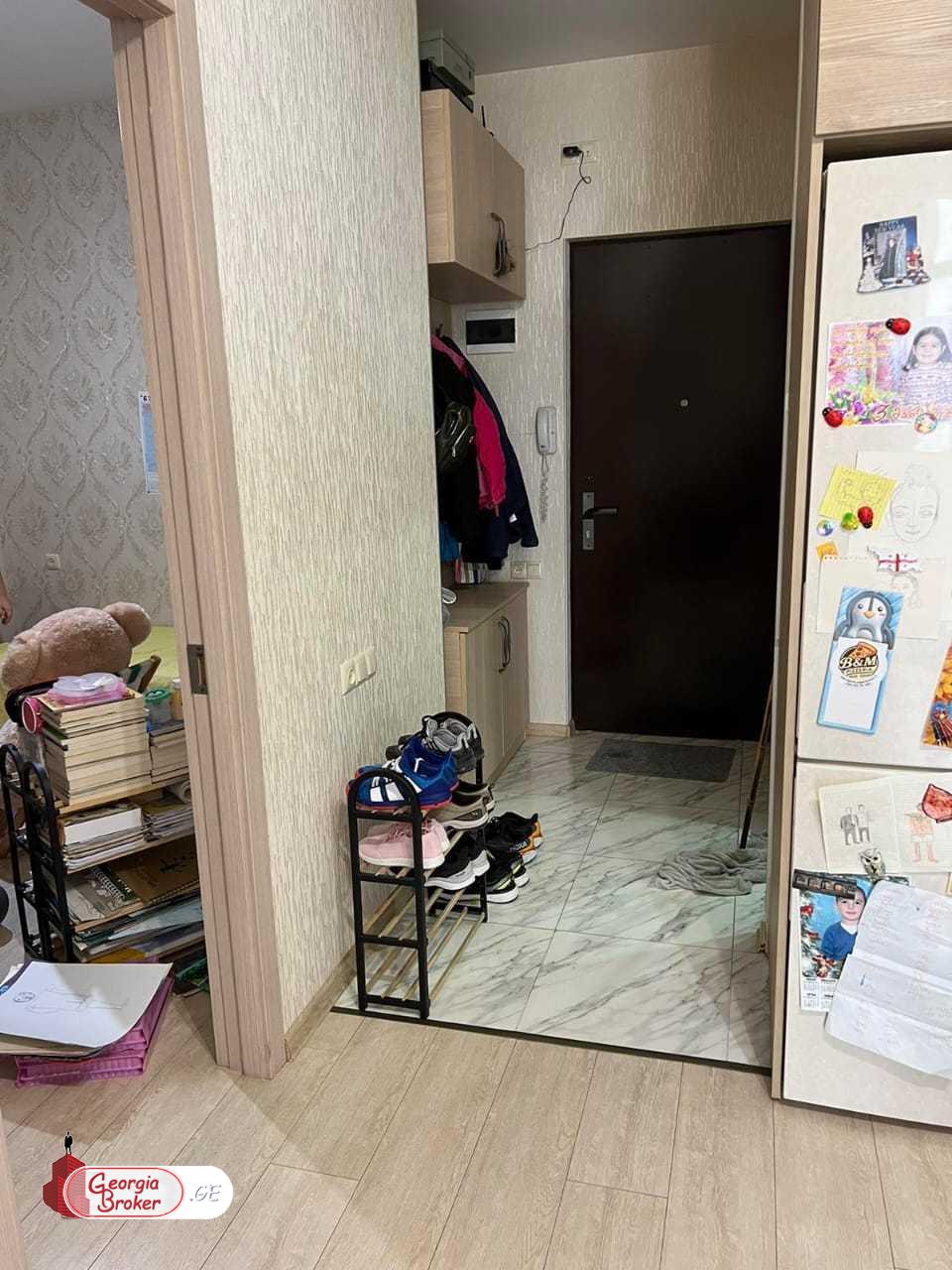 იყიდება ახალი გარემონტებული 3 ოთახიანი ბინა