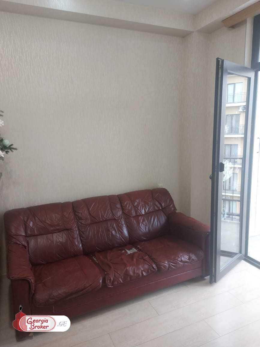 იყიდება ახალი გარემონტებული 3 ოთახიანი ბინა