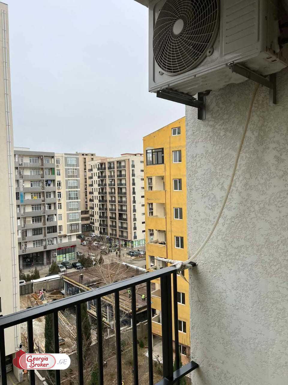 იყიდება ახალი გარემონტებული 3 ოთახიანი ბინა