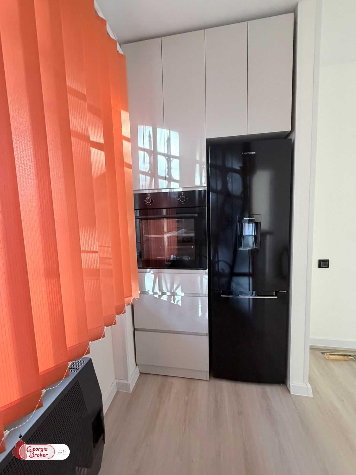 nearly repaired 2-room apartment for sale