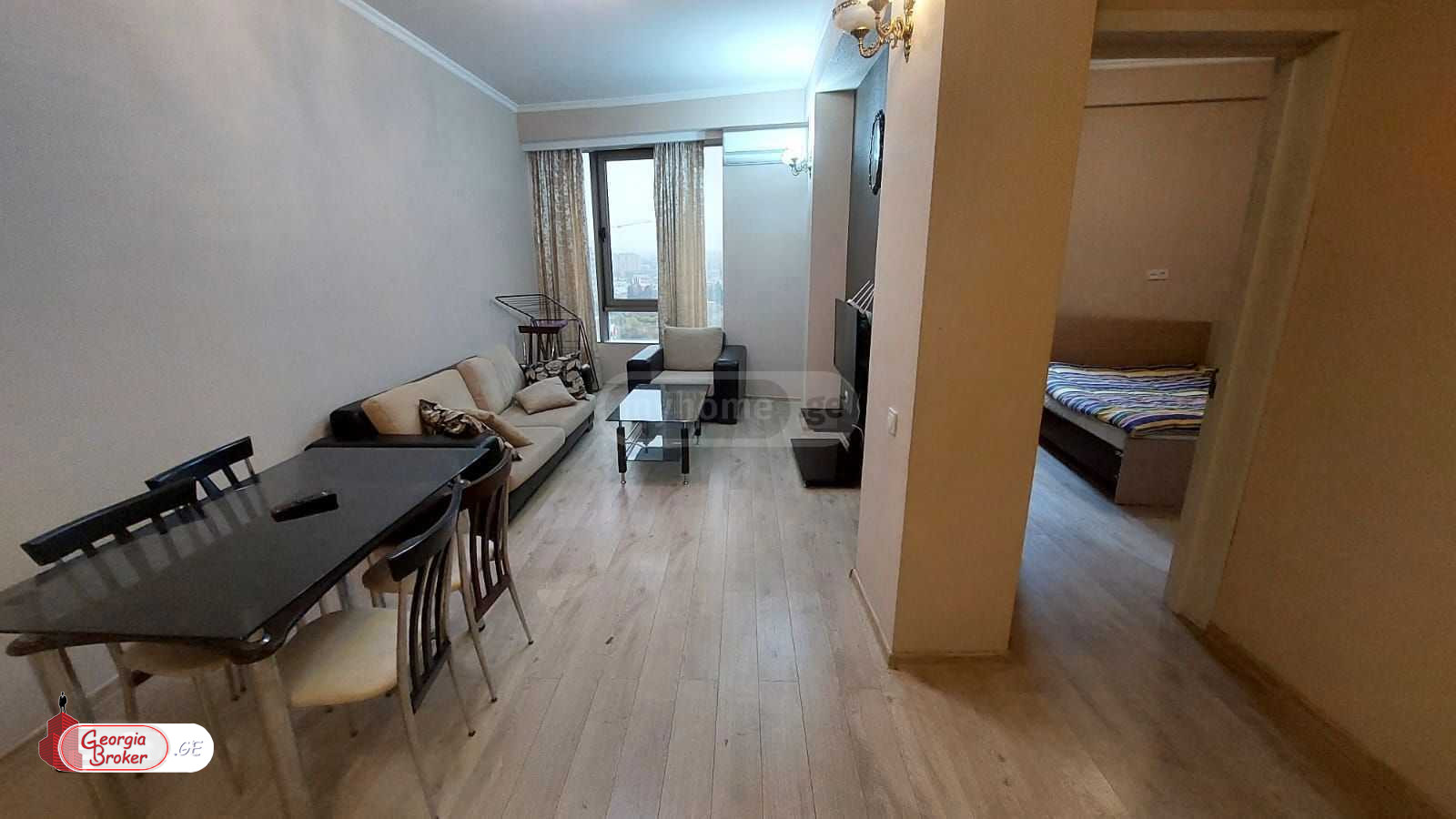 nearly repaired 2-room apartment for sale