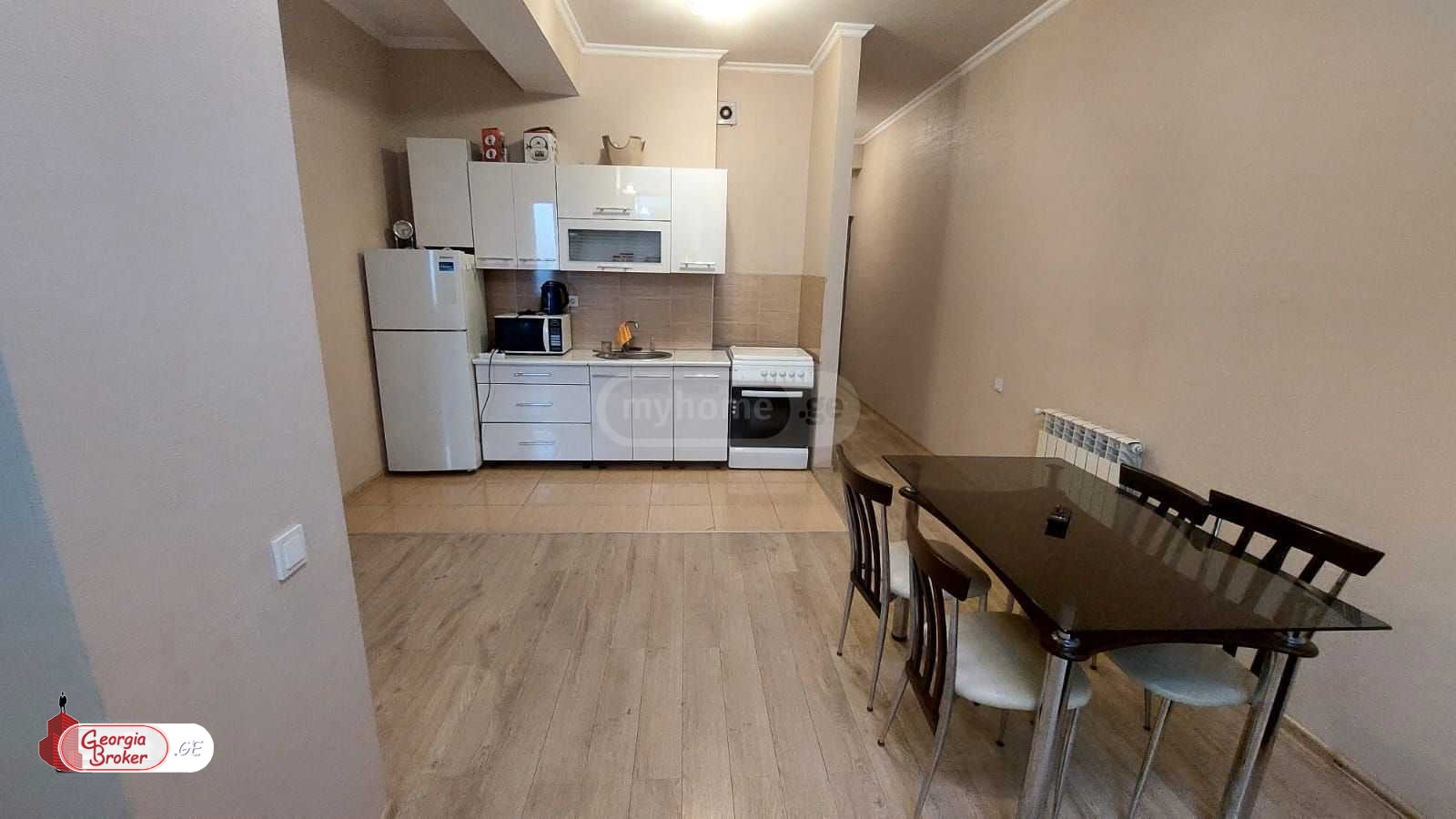 nearly repaired 2-room apartment for sale