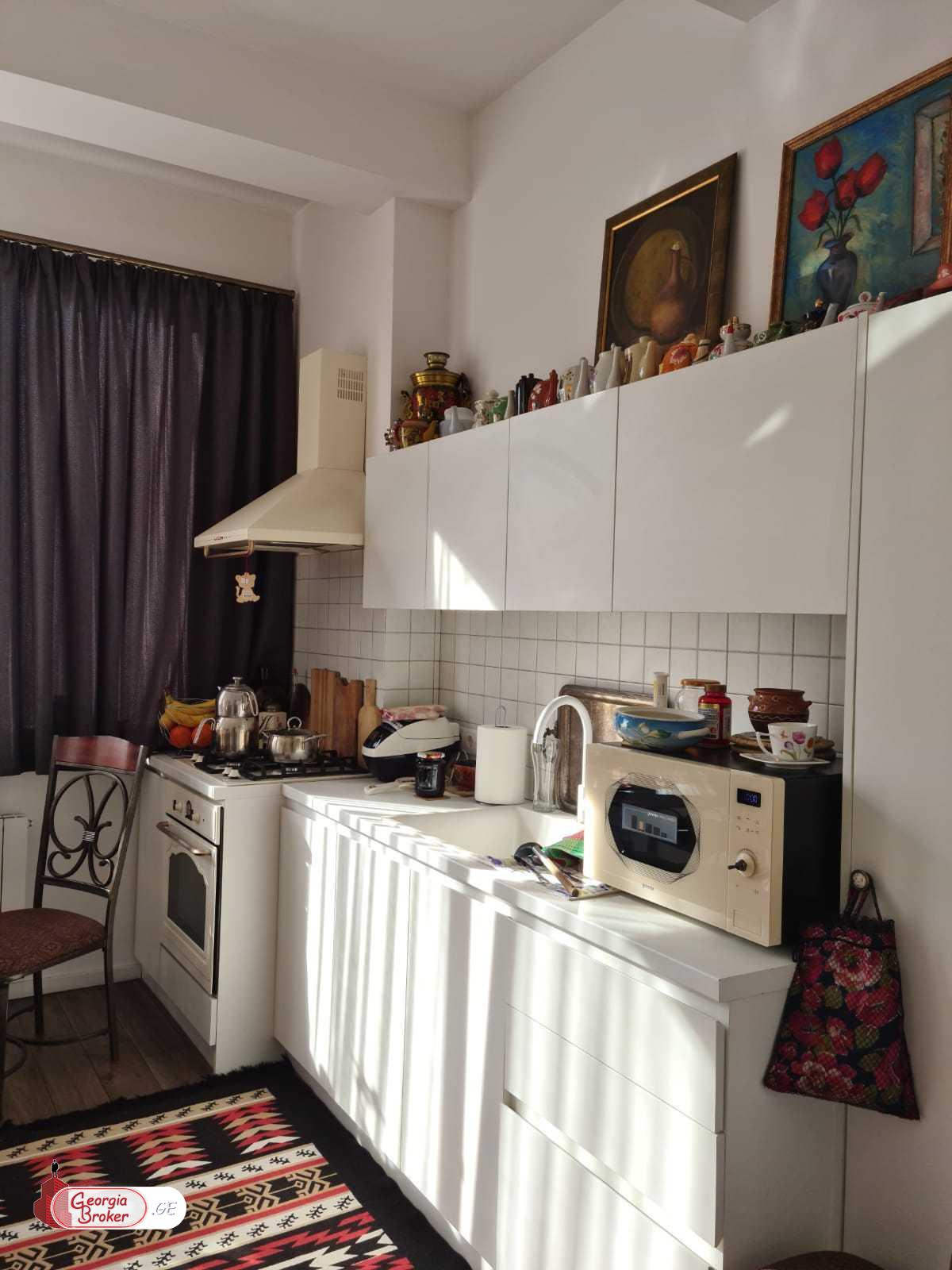 nearly repaired 4-room apartment for sale