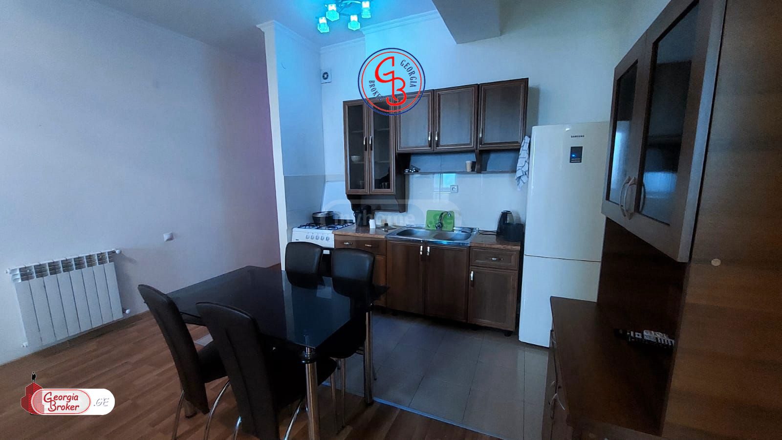 nearly repaired 2-room apartment for sale