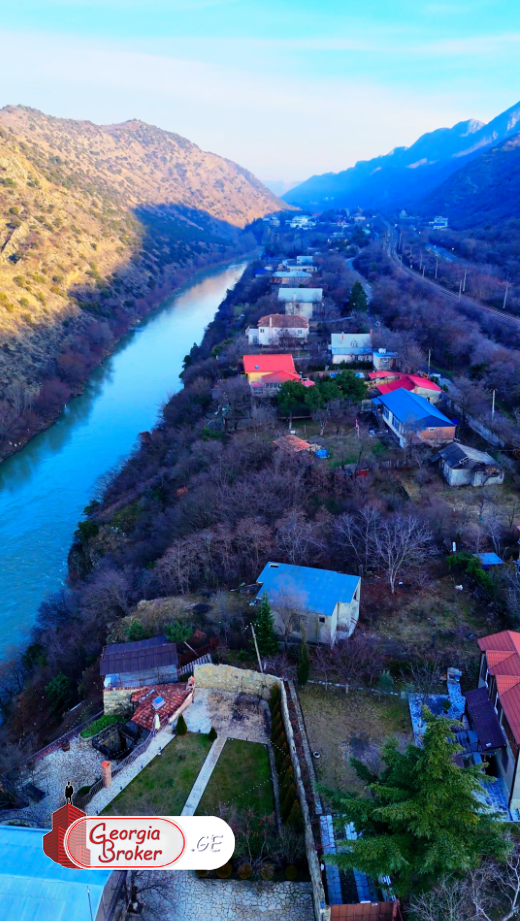 იყიდება ახალი აშენებული 5 ოთახიანი სახლი მცხეთაში