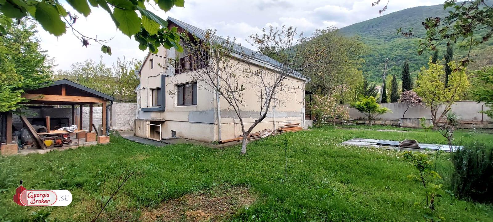 იყიდება ახალი გარემონტებული 7 ოთახიანი  აგარაკი მცხეთაში