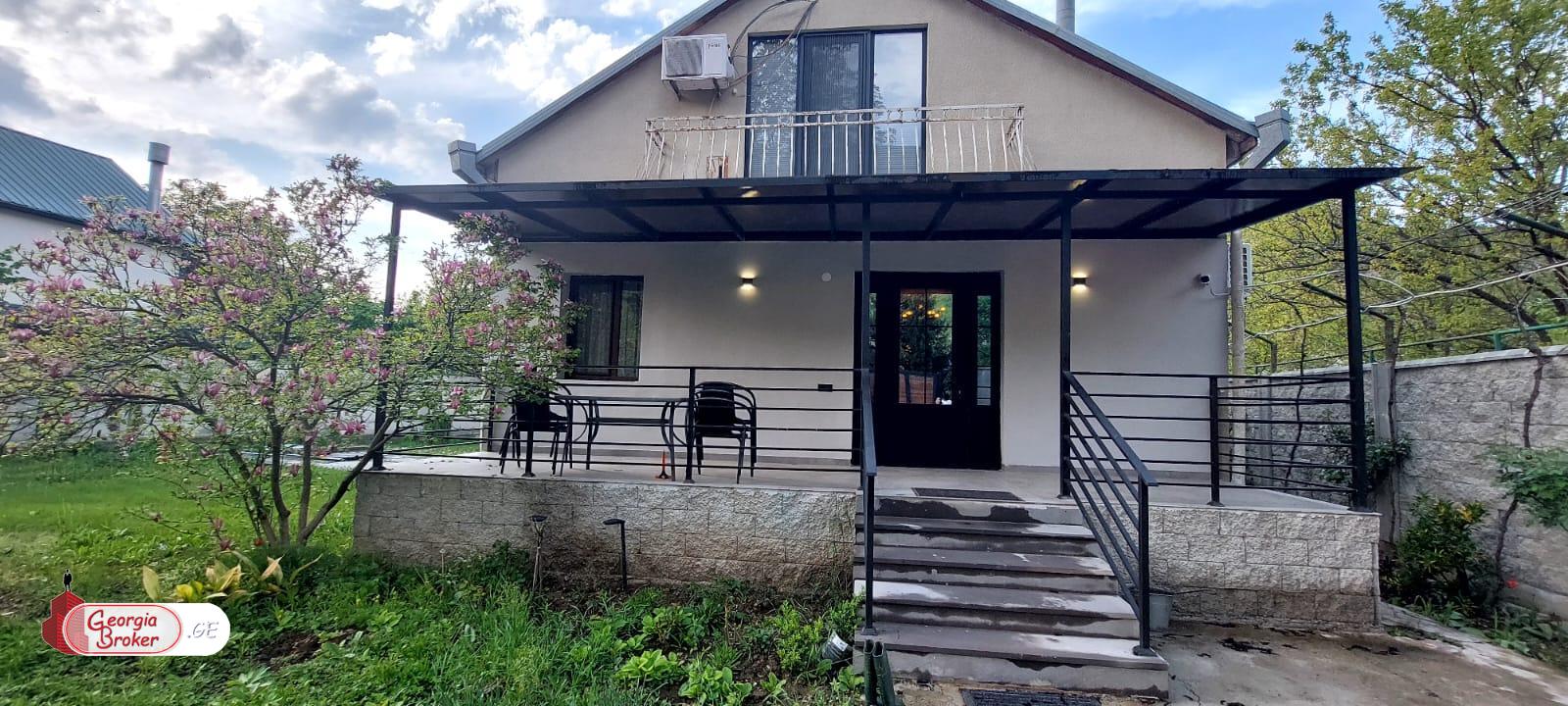 იყიდება ახალი გარემონტებული 7 ოთახიანი  აგარაკი მცხეთაში