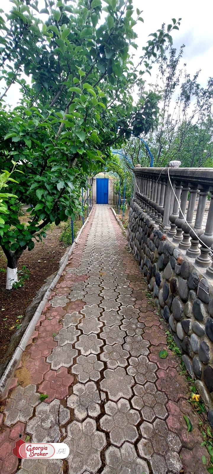 nearly repaired 7-room house for sale