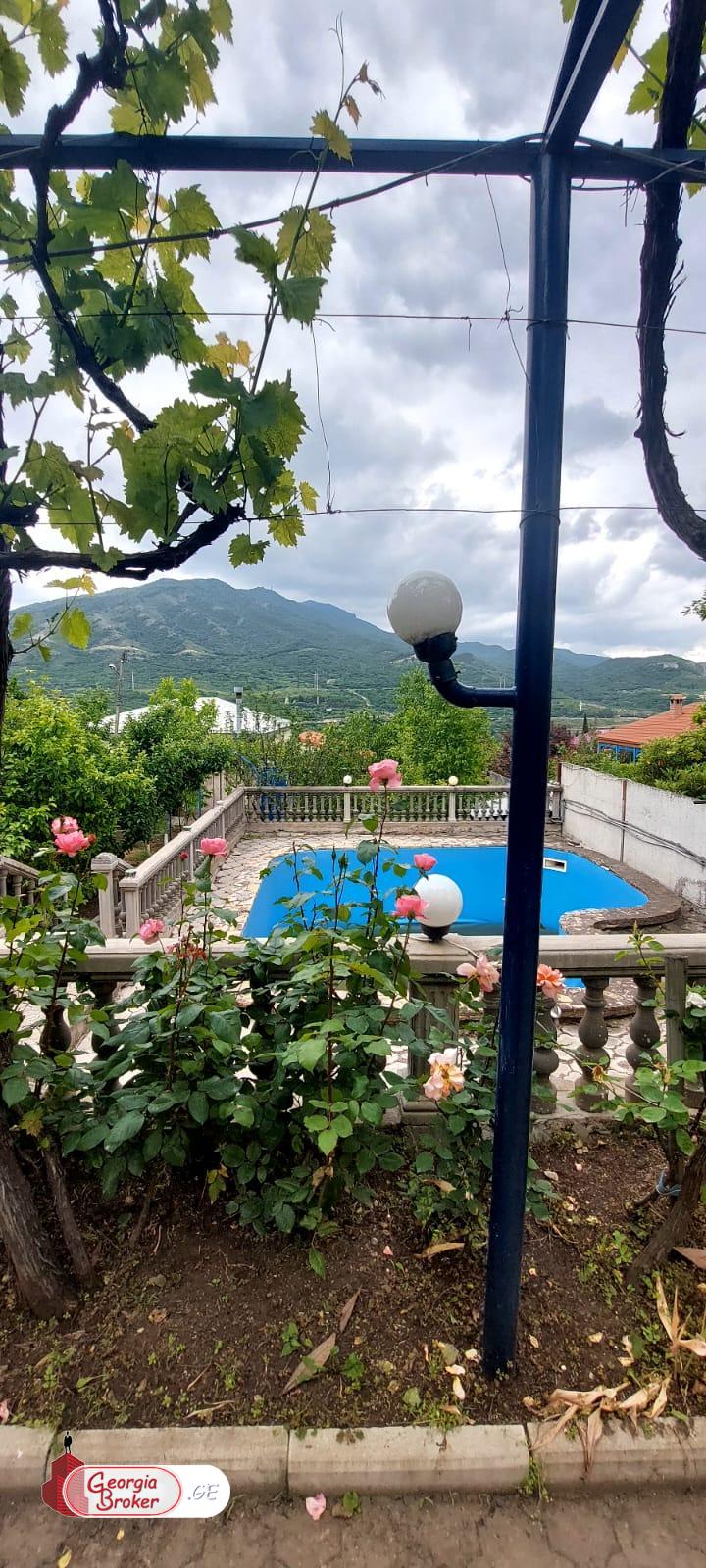 nearly repaired 7-room house for sale