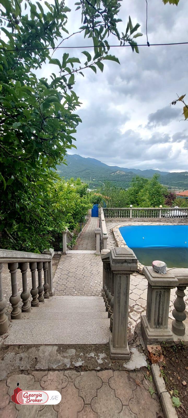 nearly repaired 7-room house for sale