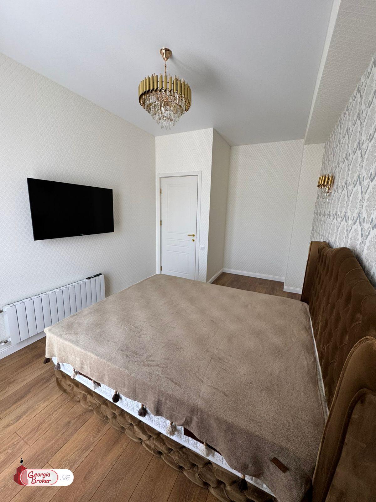 იყიდება ახალი აშენებული 4 ოთახიანი ბინა დიდ დიღომში