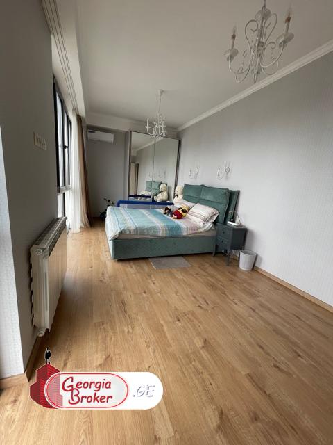 nearly repaired 5-room apartment for sale