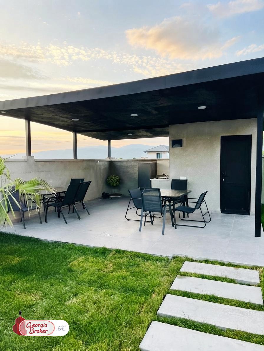 nearly repaired 7-room house for sale