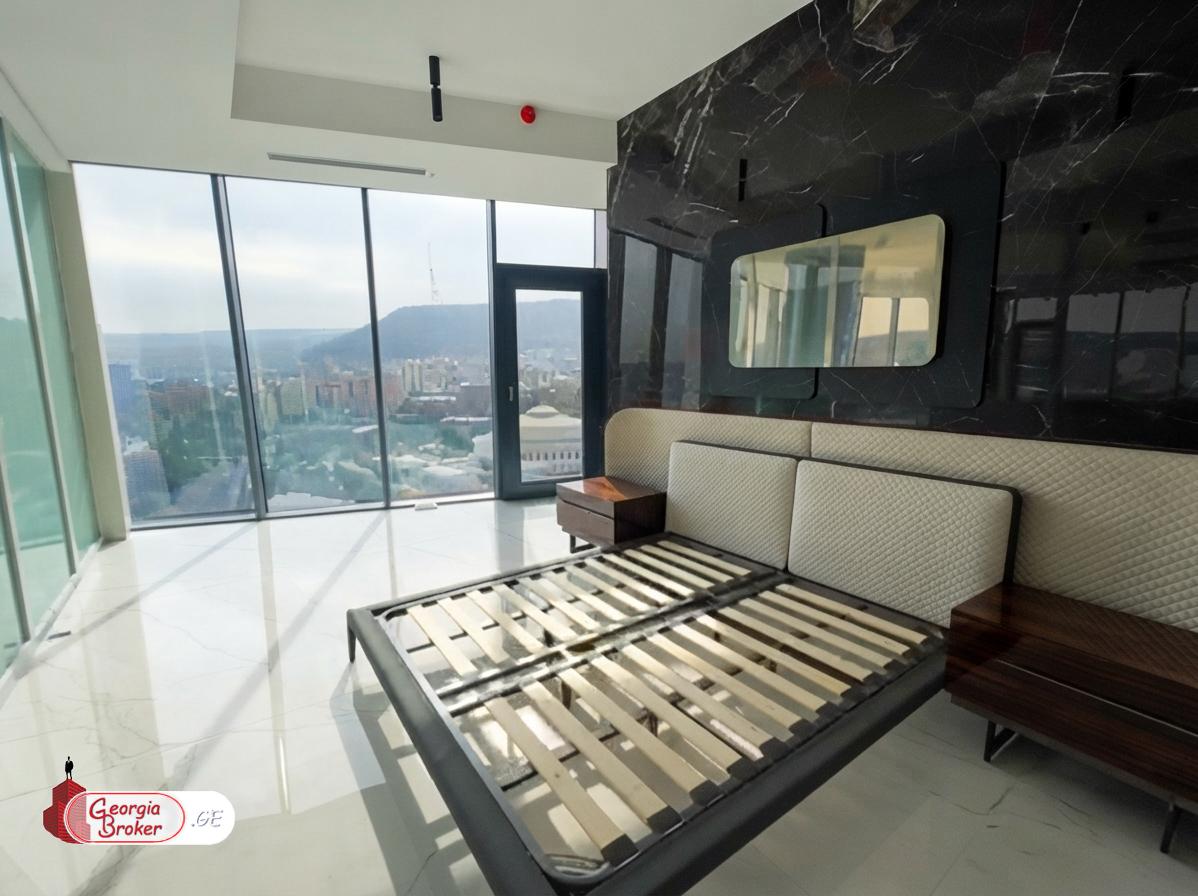 nearly repaired 5-room apartment for sale