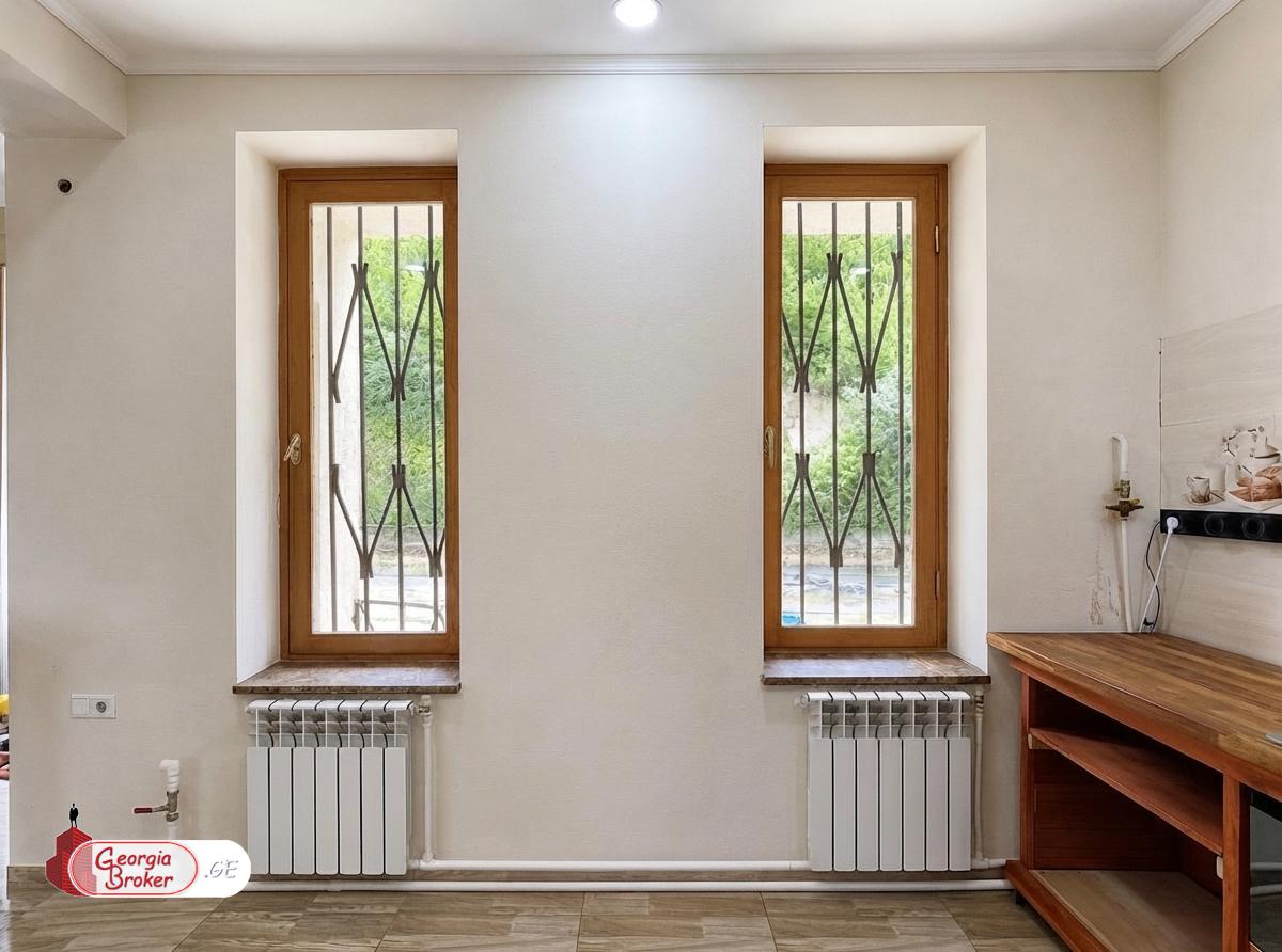 nearly repaired 6-room house for sale