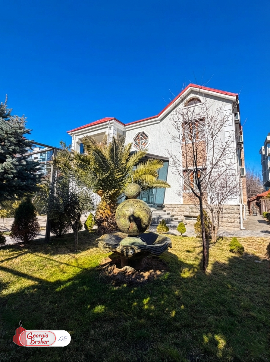 nearly repaired 9-room house for sale