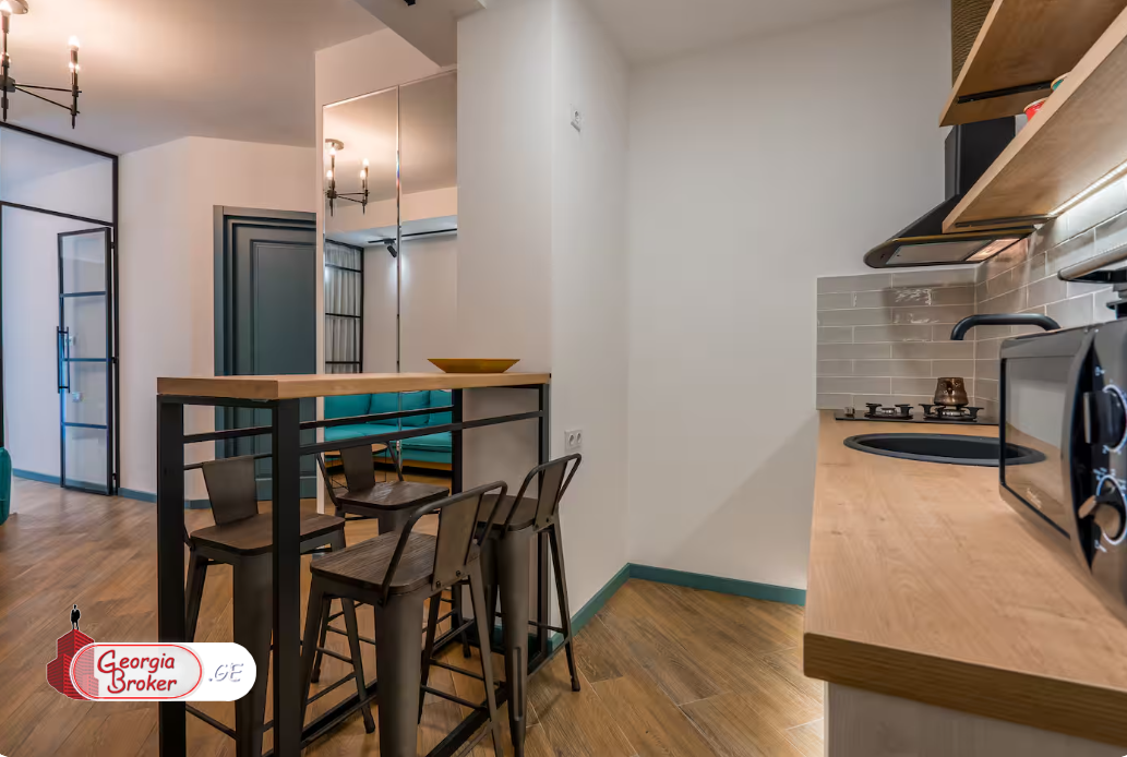 nearly repaired 3-room apartment for rent