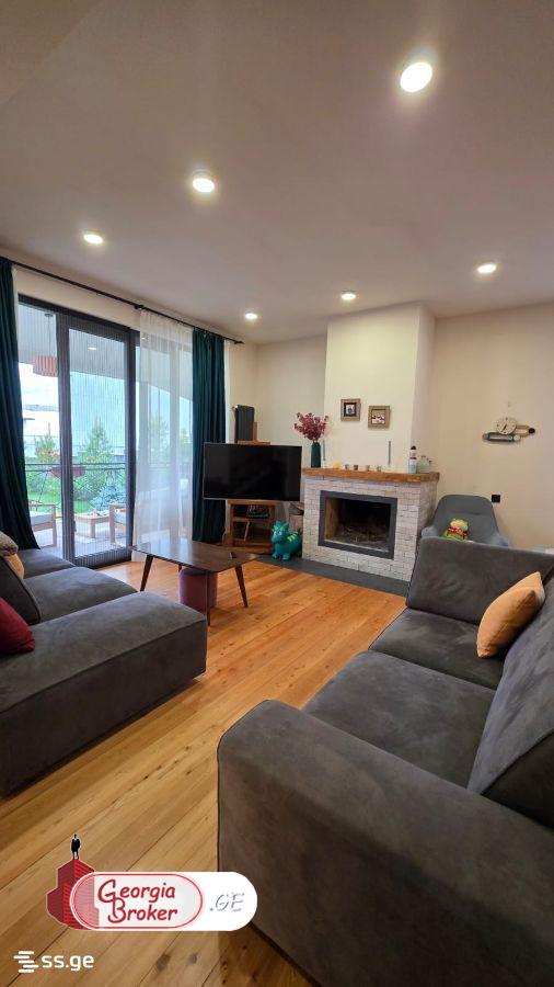 nearly repaired 7-room house for sale
