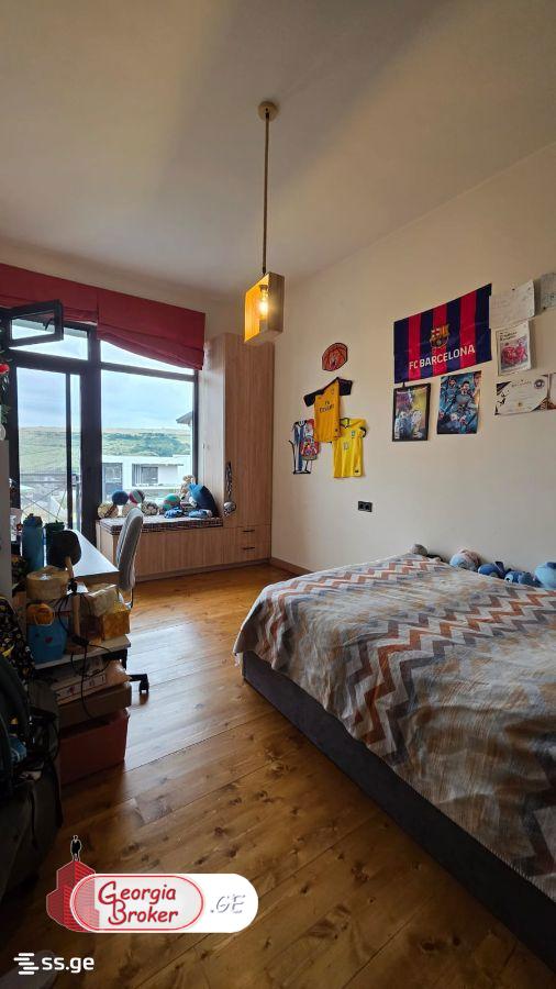 nearly repaired 7-room house for sale