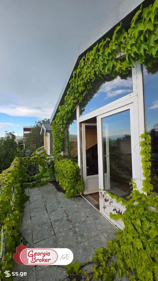 nearly repaired 7-room house for sale