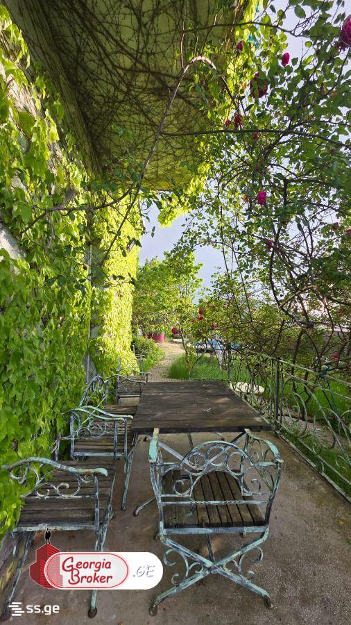 nearly repaired 7-room house for sale