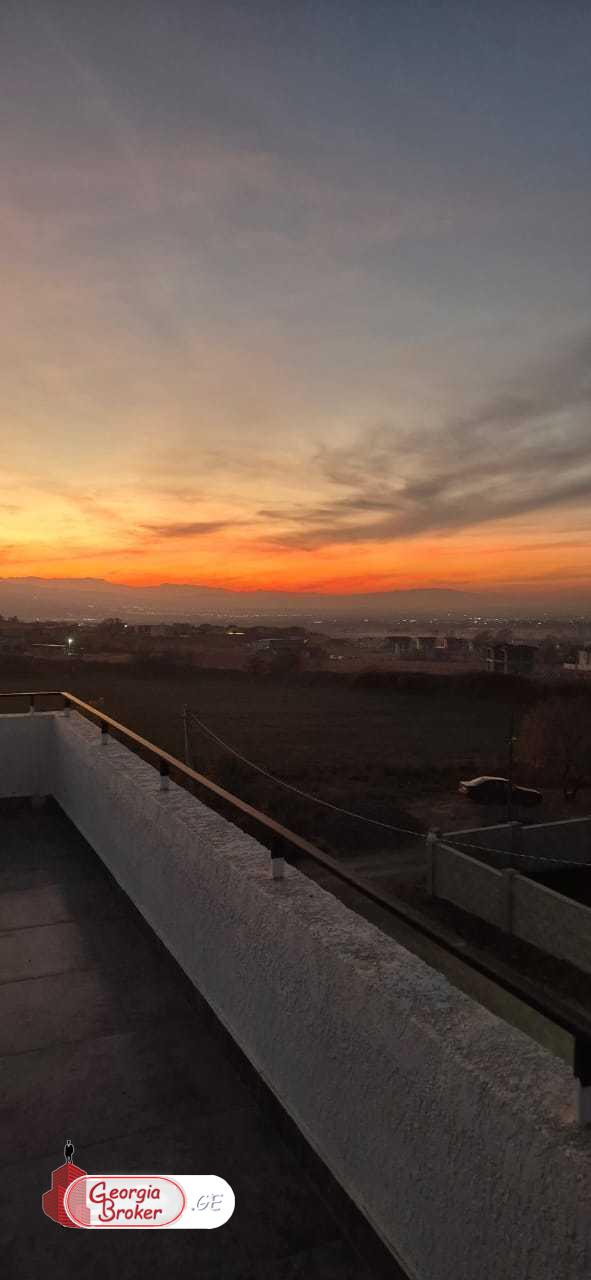 продается дом новостройка 6-комнат