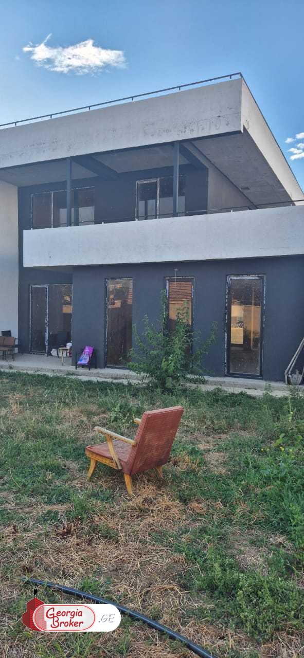 продается дом новостройка 6-комнат