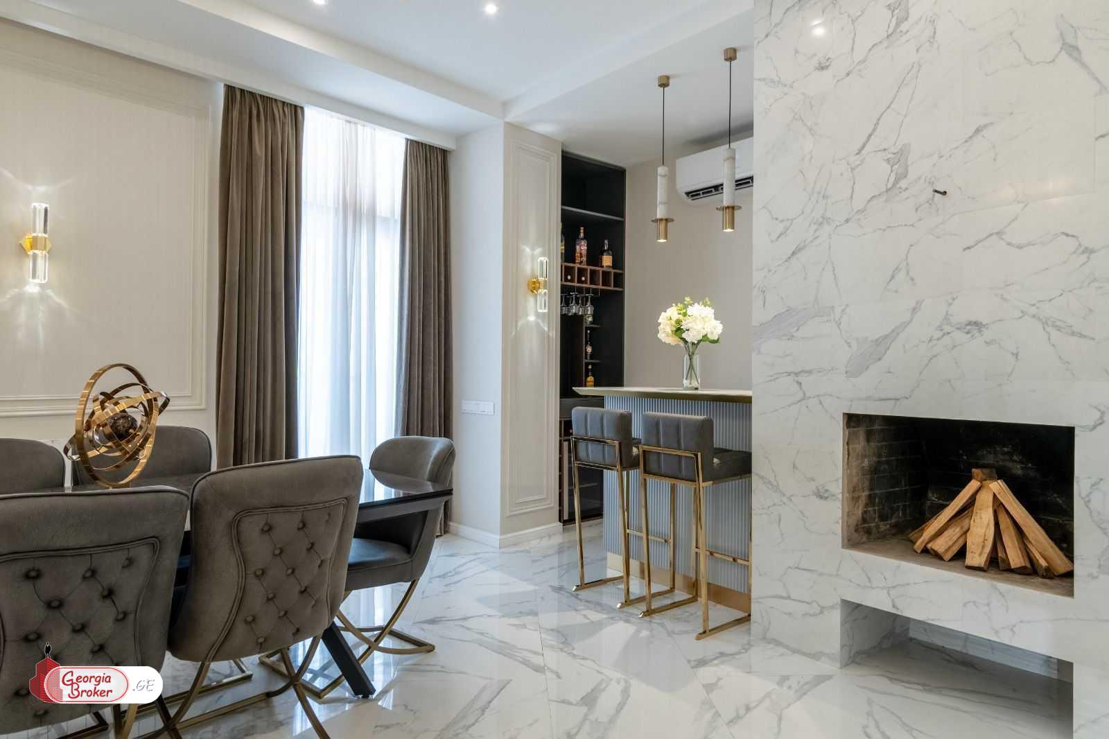 იყიდება ახალი გარემონტებული 6 ოთახიანი ბინა შატბერაშვილის ქუჩაზე