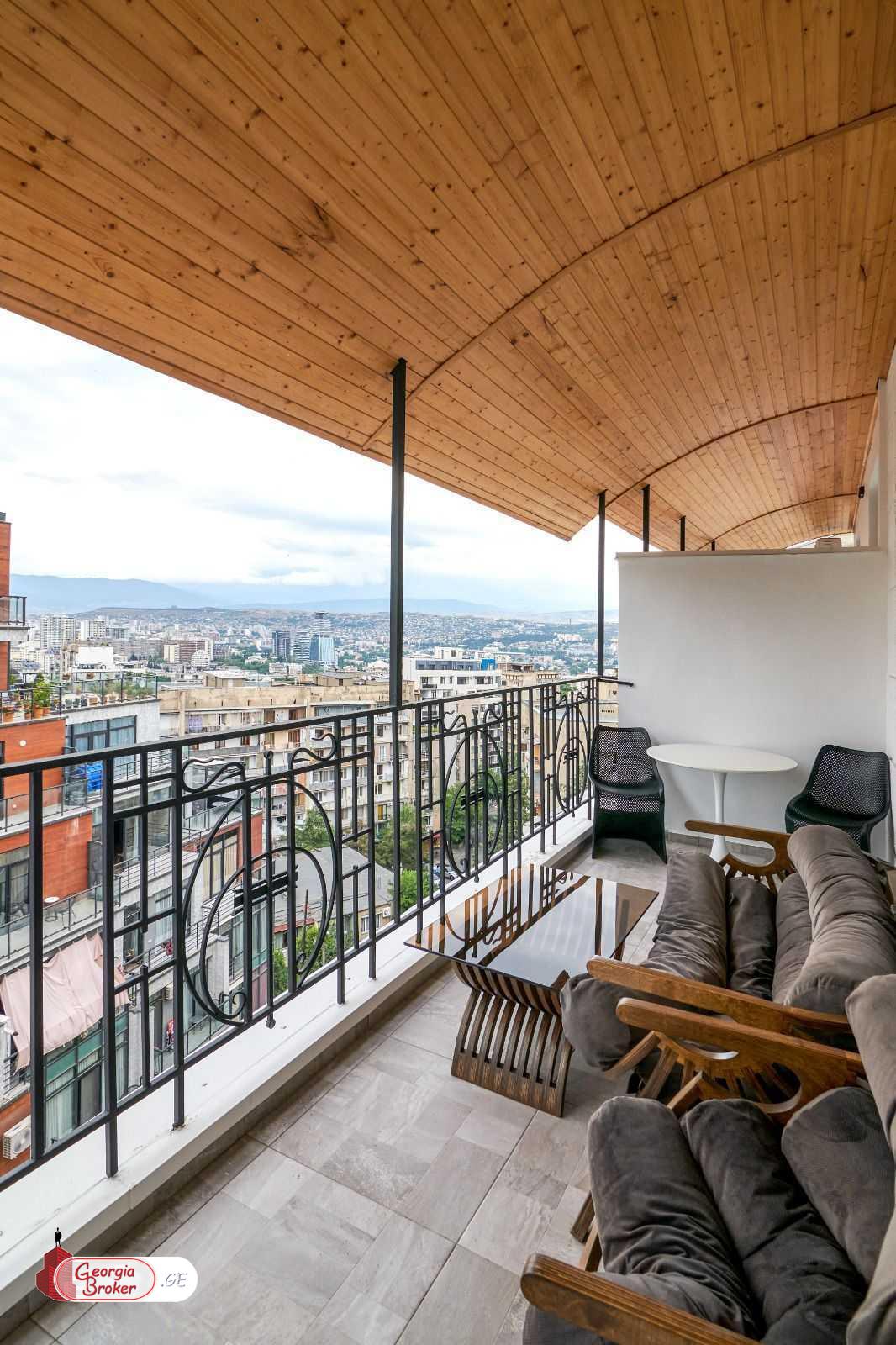 იყიდება ახალი გარემონტებული 6 ოთახიანი ბინა შატბერაშვილის ქუჩაზე