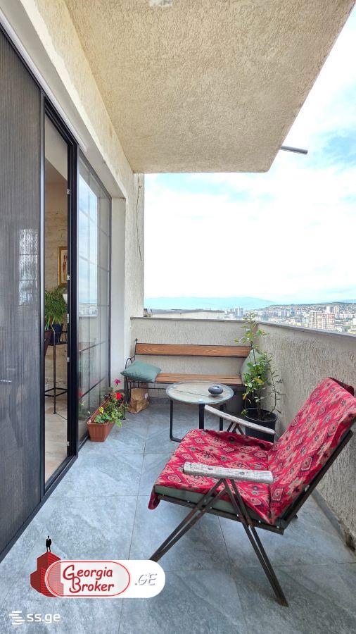 nearly repaired 5-room apartment for sale