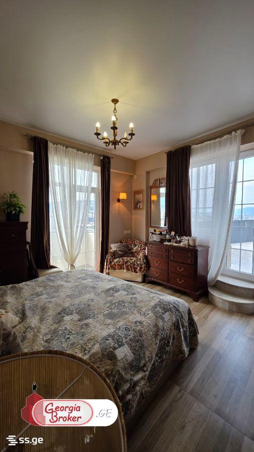 nearly repaired 5-room apartment for sale