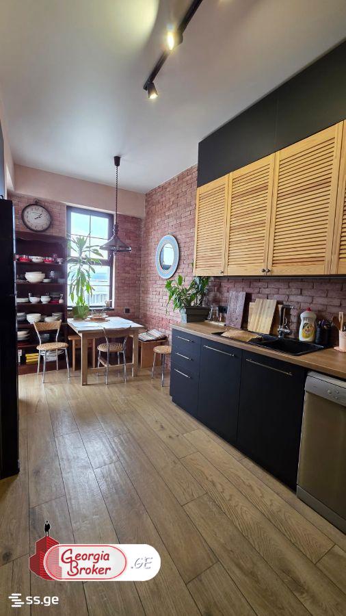nearly repaired 5-room apartment for sale