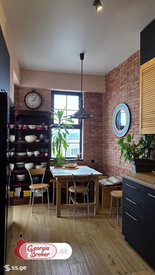 nearly repaired 5-room apartment for sale