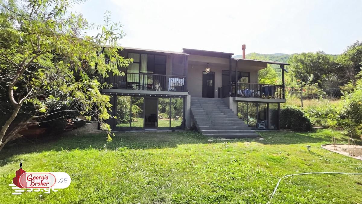 nearly repaired 6-room house for sale