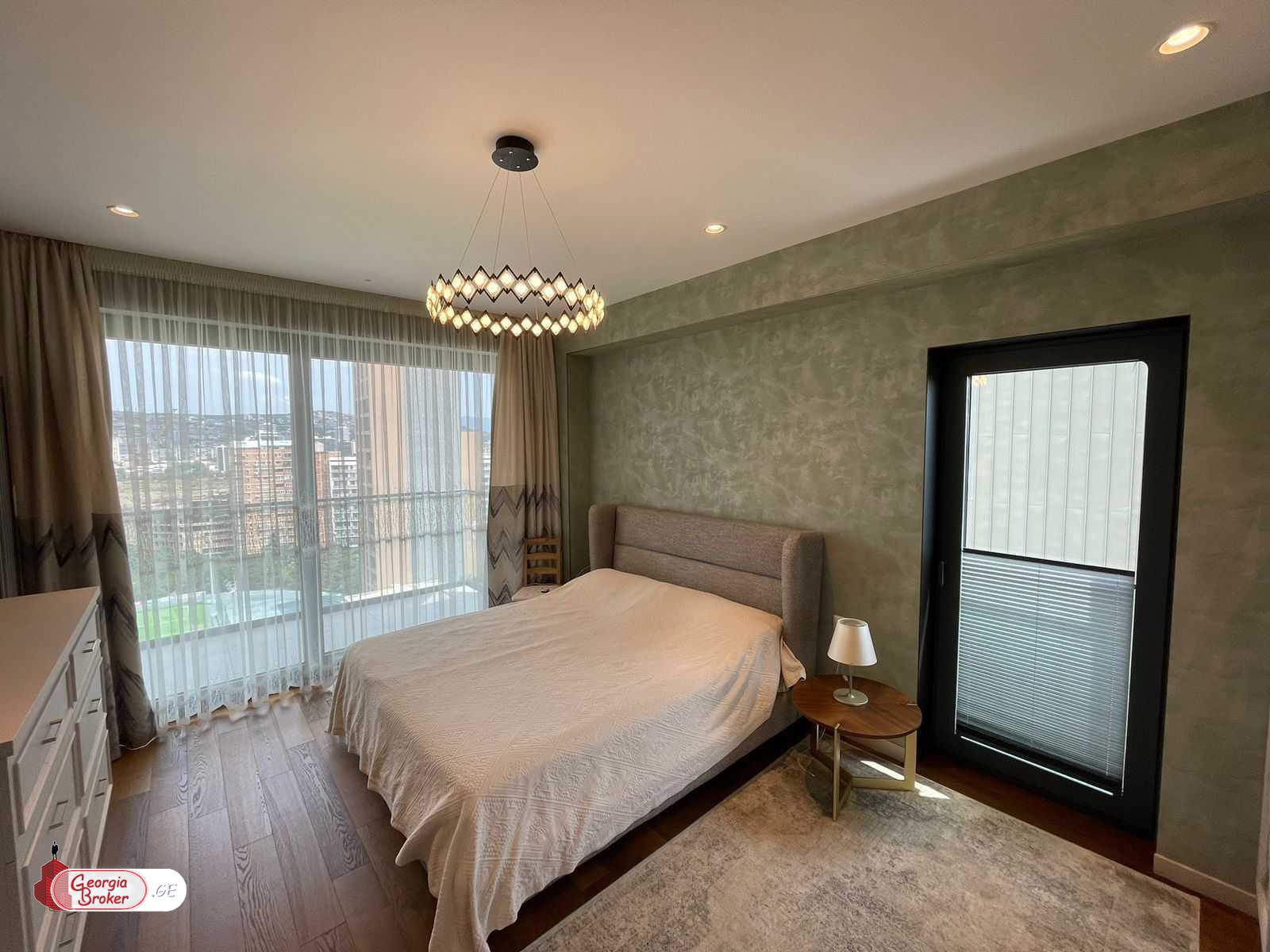 nearly repaired 5-room apartment for sale