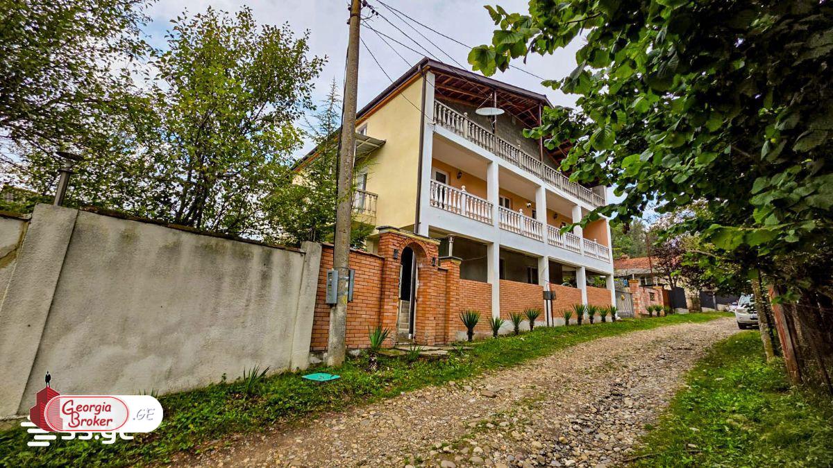 nearly repaired 9-room hotel for sale