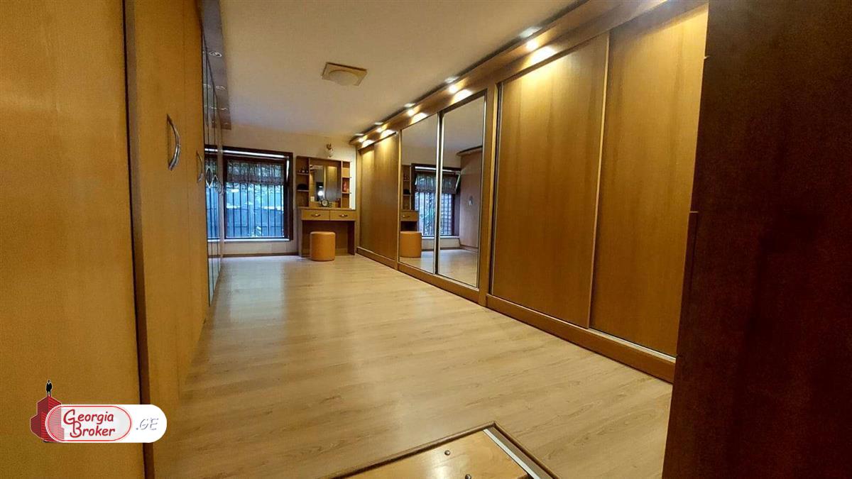 nearly repaired office space for rent