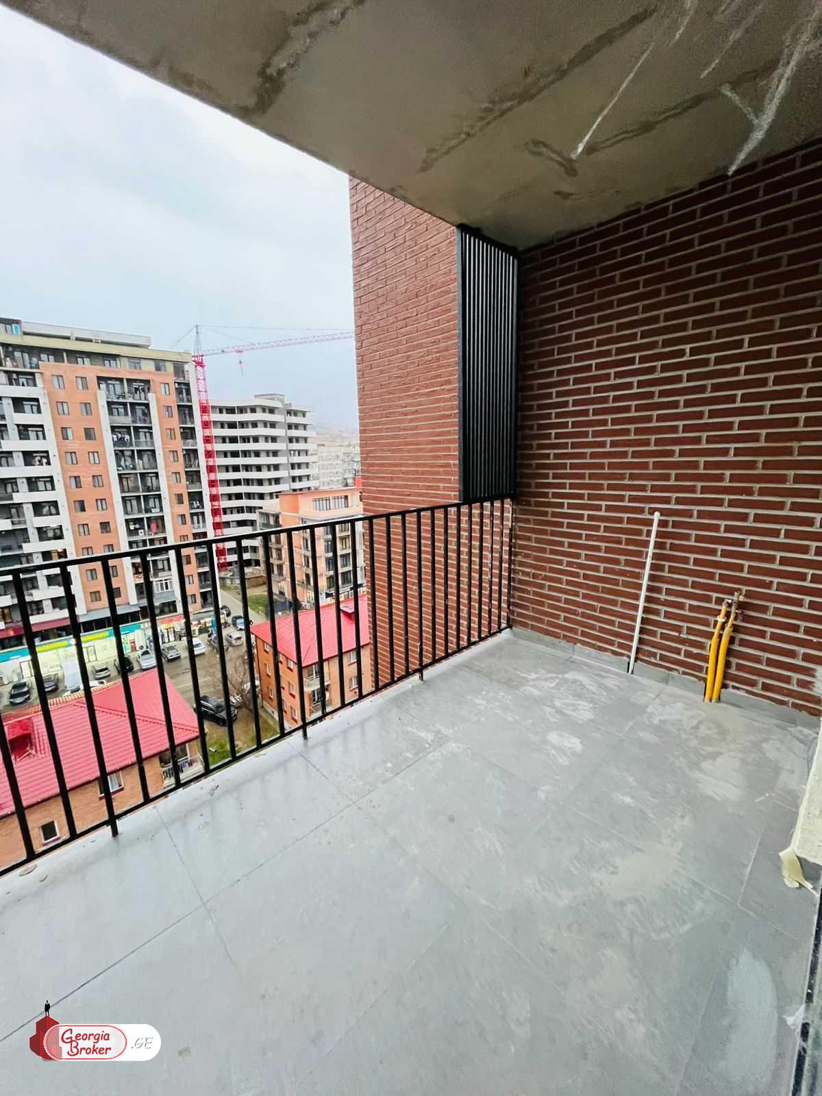 продается квартира с новым ремонтом 3-комнаты