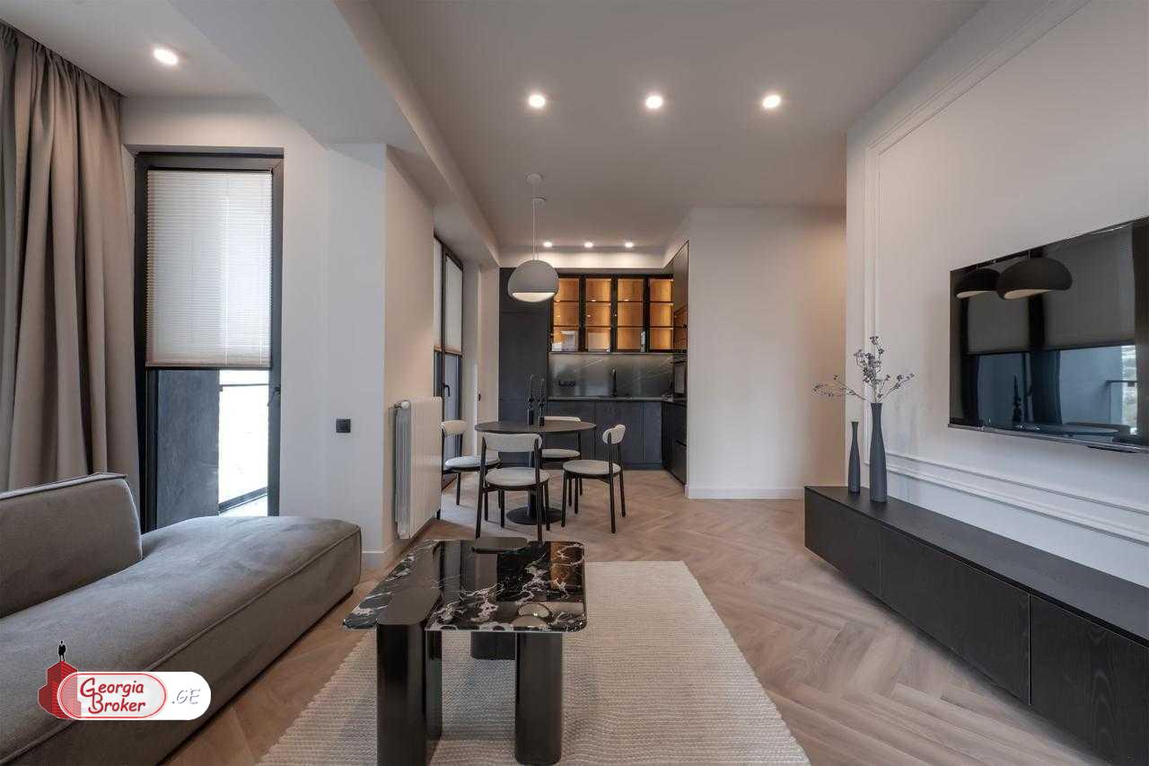 nearly repaired 3-room apartment for sale