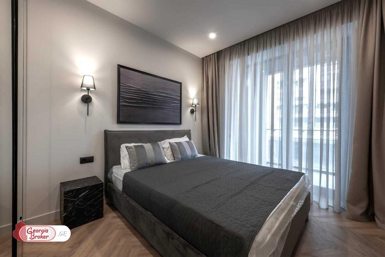 nearly repaired 3-room apartment for sale