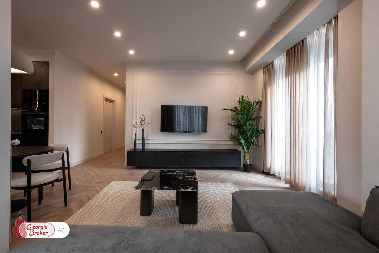 nearly repaired 3-room apartment for sale