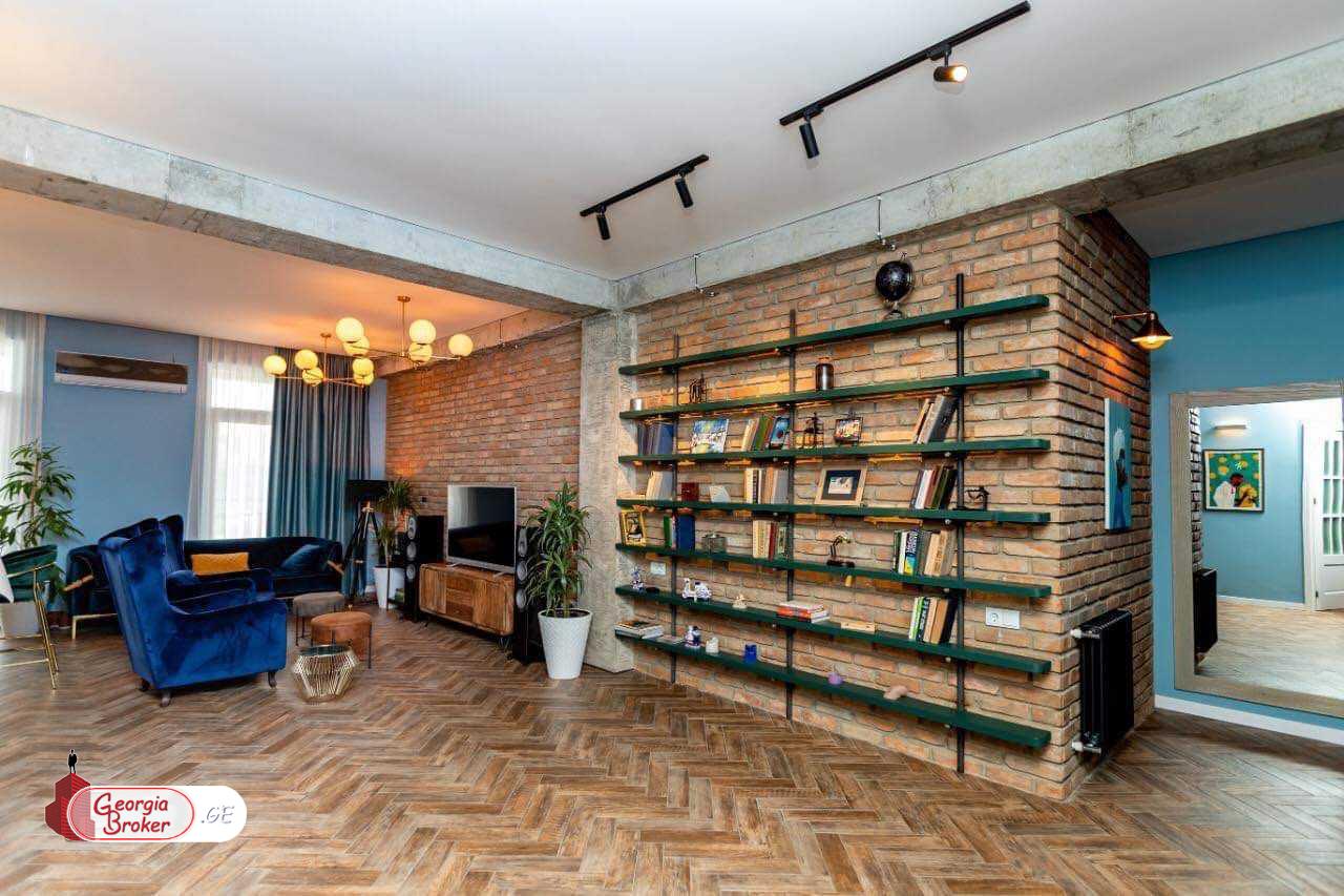 nearly repaired 3-room apartment for sale