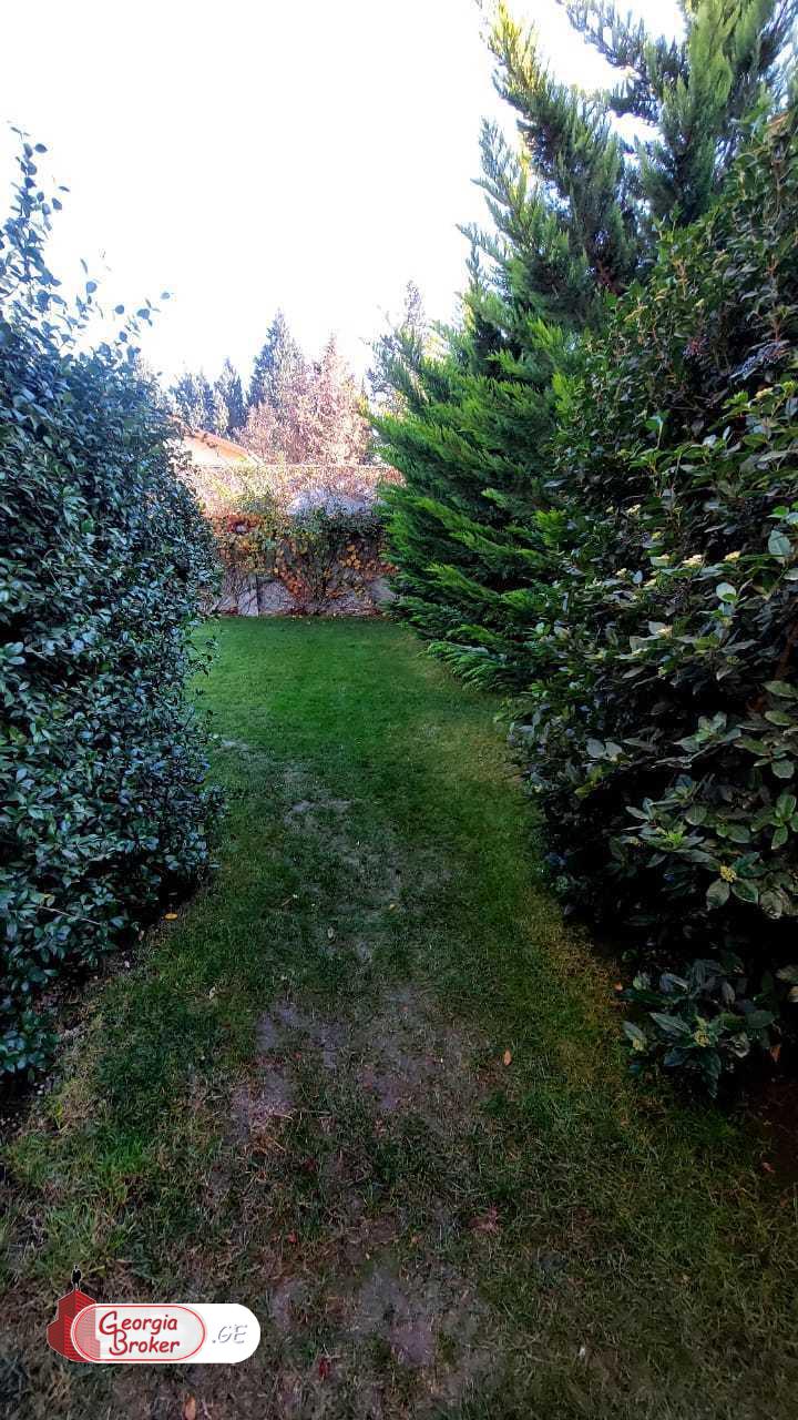 в аренду дом с новым ремонтом 7-комнат