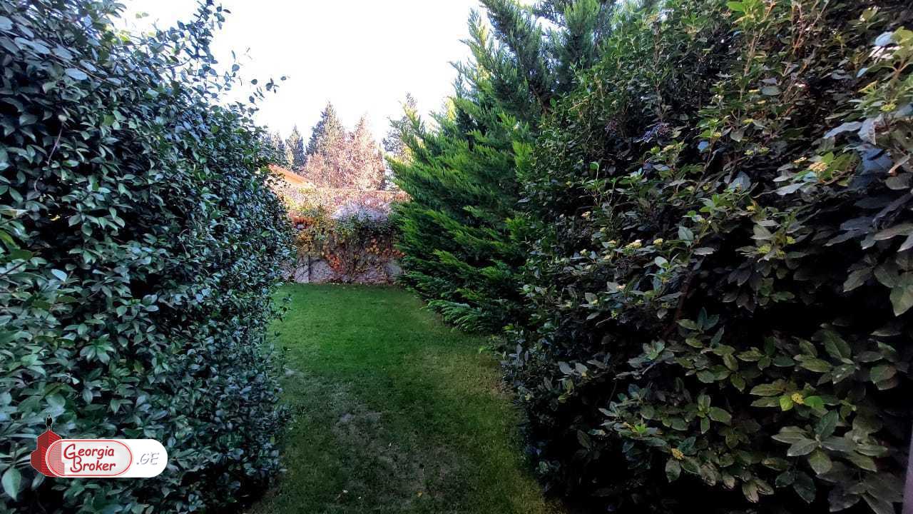 в аренду дом с новым ремонтом 7-комнат